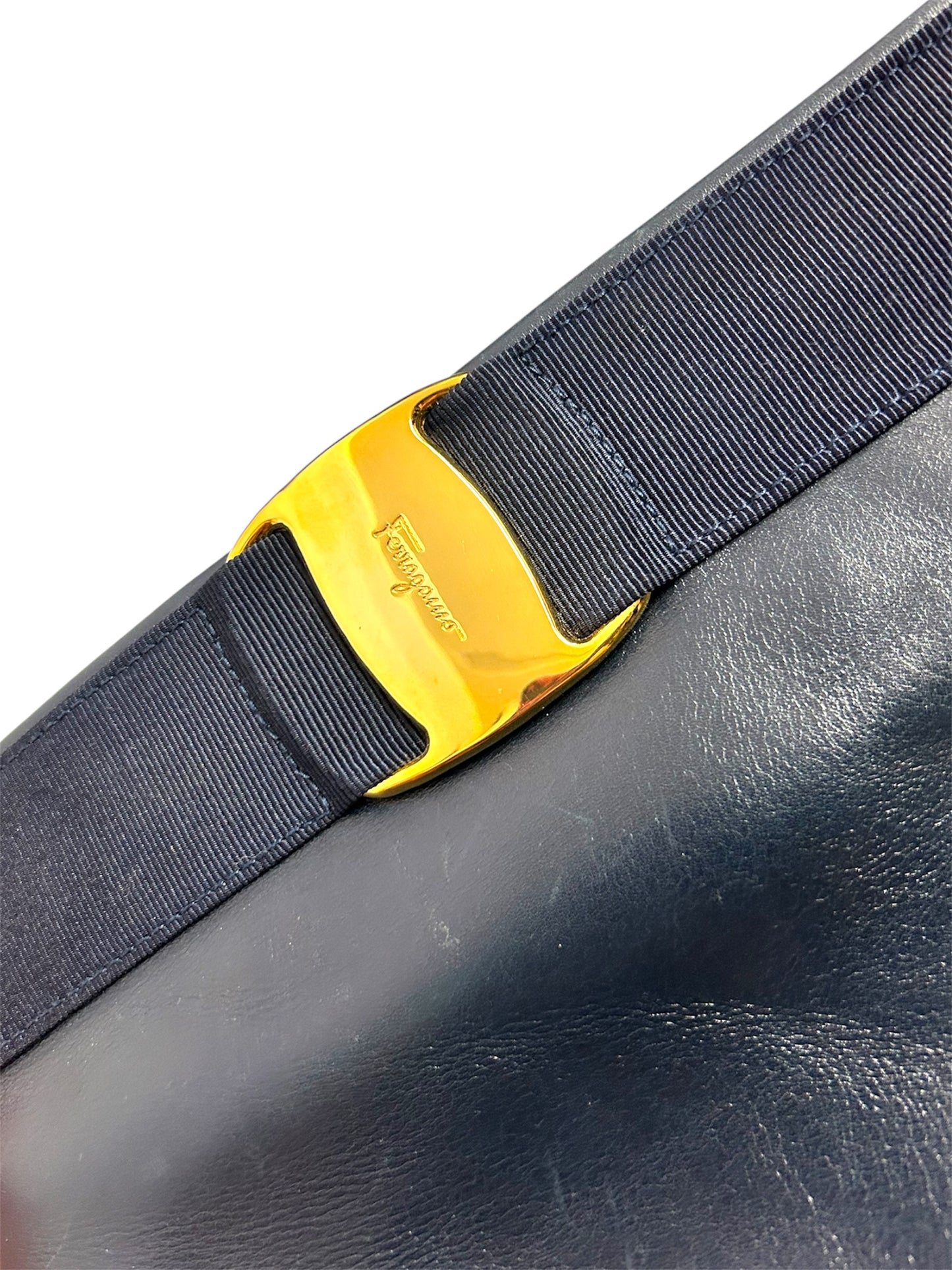 SALVATORE FERRAGAMO Borsa Vara